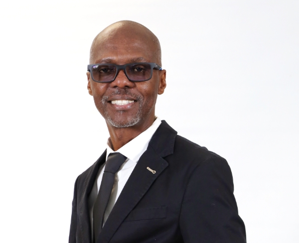 Mandla Zibi